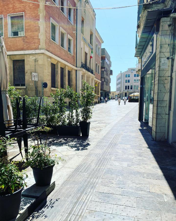 Via Del Corso Room&Suite Matera Exterior photo