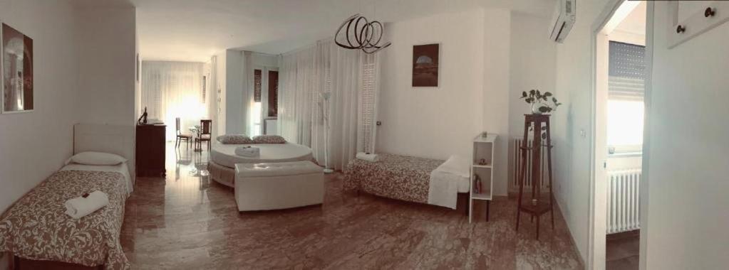 Via Del Corso Room&Suite Matera Exterior photo